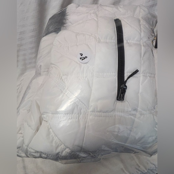 Nautica Puffer Jacket Womens XL White Black Quilted Faux Fur Removable Hood - Picture 15 of 15